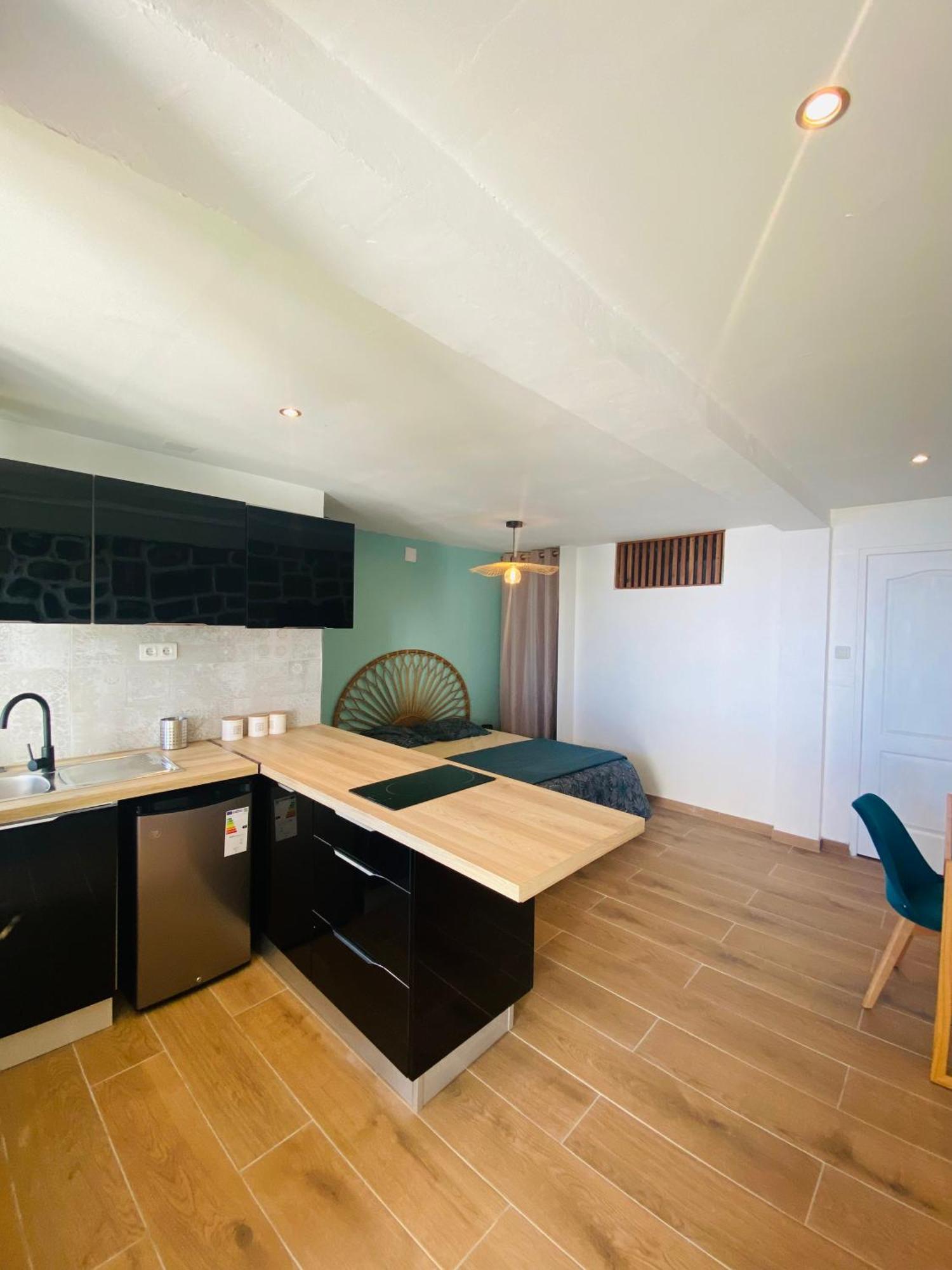 Apartmán Ti Kaz Azura Saint-Denis Exteriér fotografie
